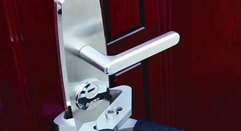 防盗门锁安装及注意事项,防盗门锁可以随便开