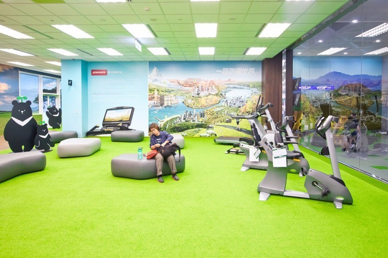 世界上最不好降落的机场,全球最好睡的机场