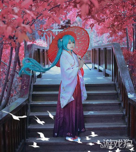 初音miku星与雪的公主cosplay,cosplay初音黑长辫子
