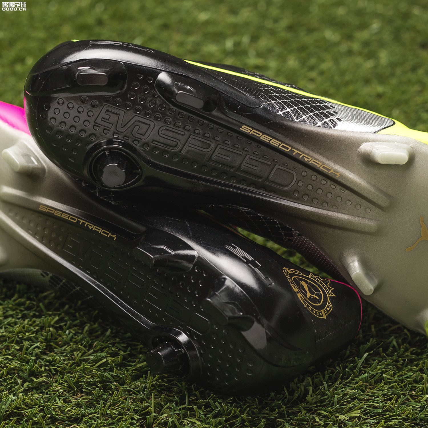 彪马新年限定鞋,彪马slipstream联名鞋子