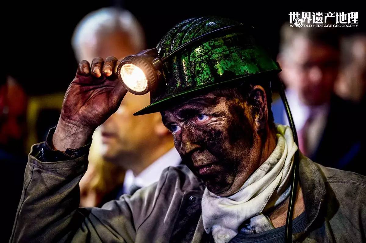 在老工厂听一场跨世纪的交响乐