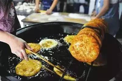 物价上涨？在武汉，排队也可能吃不到的15家神店！人均不超过10元