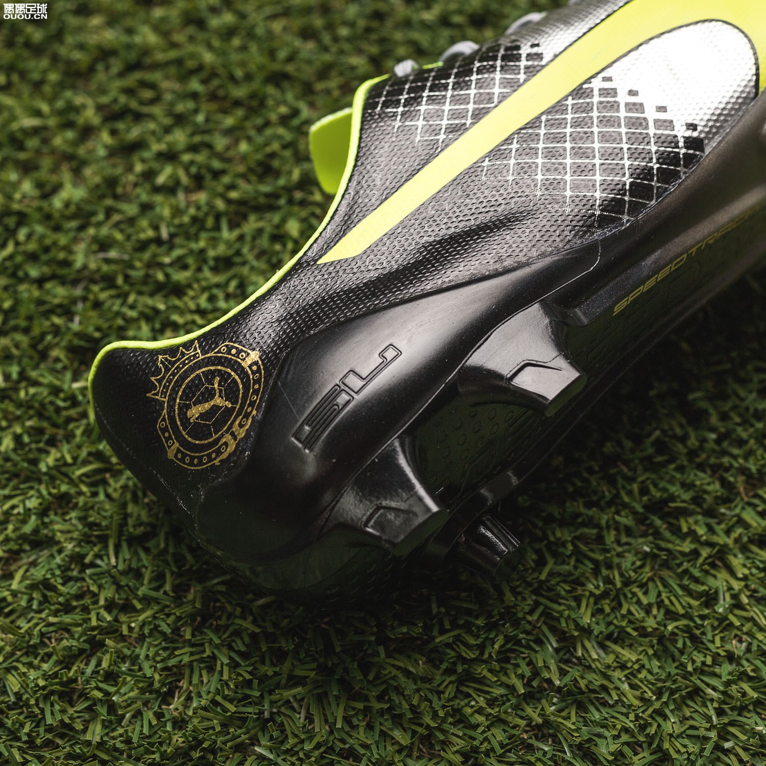 彪马新年限定鞋,彪马slipstream联名鞋子