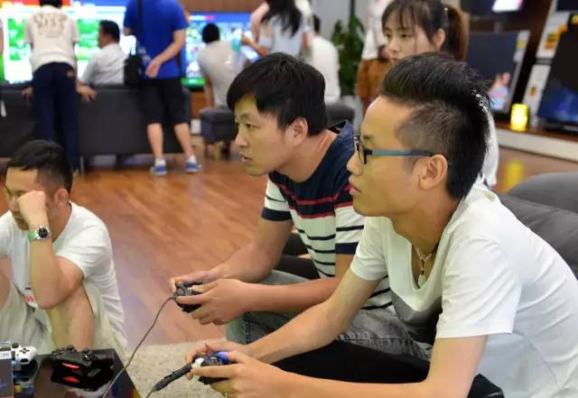 彪悍芜湖“玩家”扎堆去了这里！这个圈子不容易进入呦！