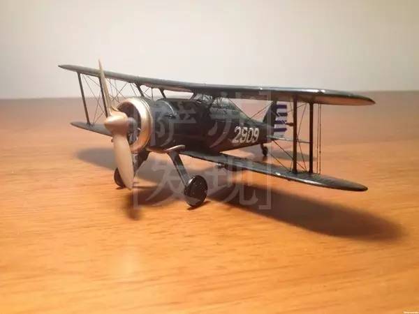 飞行员单挑32架日本飞机,一人单挑日本兵