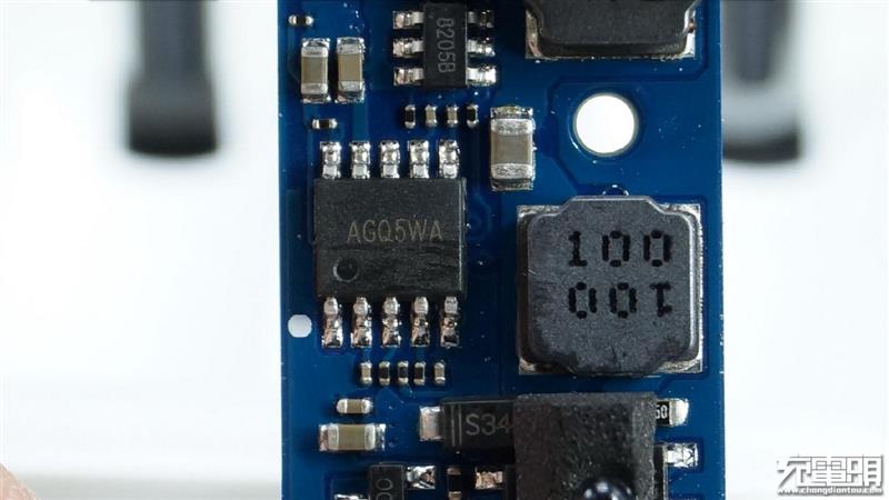 小米55瓦无线充电器拆解视频,小米车载充电器100w拆解