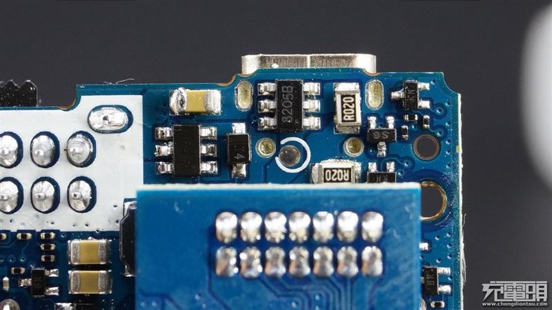 小米55瓦无线充电器拆解视频,小米车载充电器100w拆解