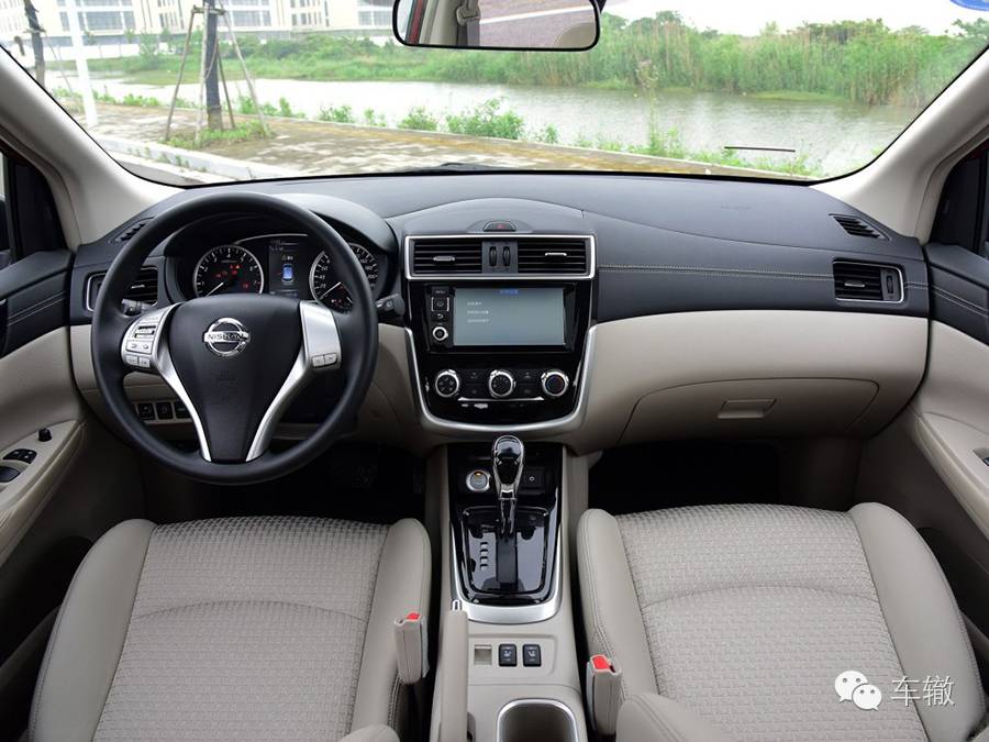 思铭这车值得买吗,二手本田思铭对比骐达