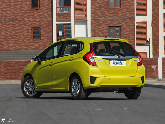 广汽本田飞度对比上汽大众Polo