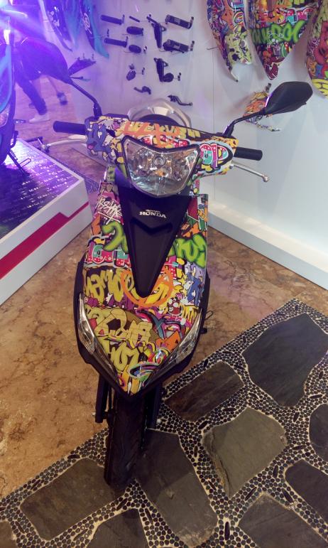 实在看不下去了,鬼马学生竟敢如此撩妹