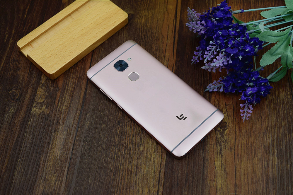 首创CDLA音频,号称“旗舰杀手”:乐2上手简评!