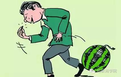 实体店和网上买地板哪个便宜,为什么现在还有人买木地板