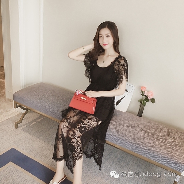 这么美丽的衣服你还在犹豫什么?