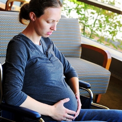 快生了要注意些什么,生没生过孩子看这3点就知道