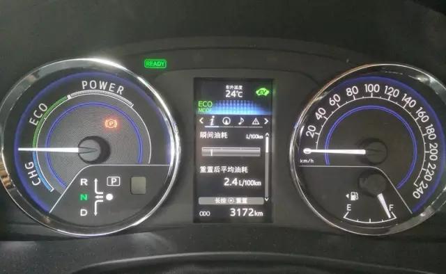 广汽丰田雷凌双擎2018款,丰田雷凌双擎好还是日产轩逸好