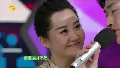 有了这些特征的女人就别追了,有哪些行为女生会很作