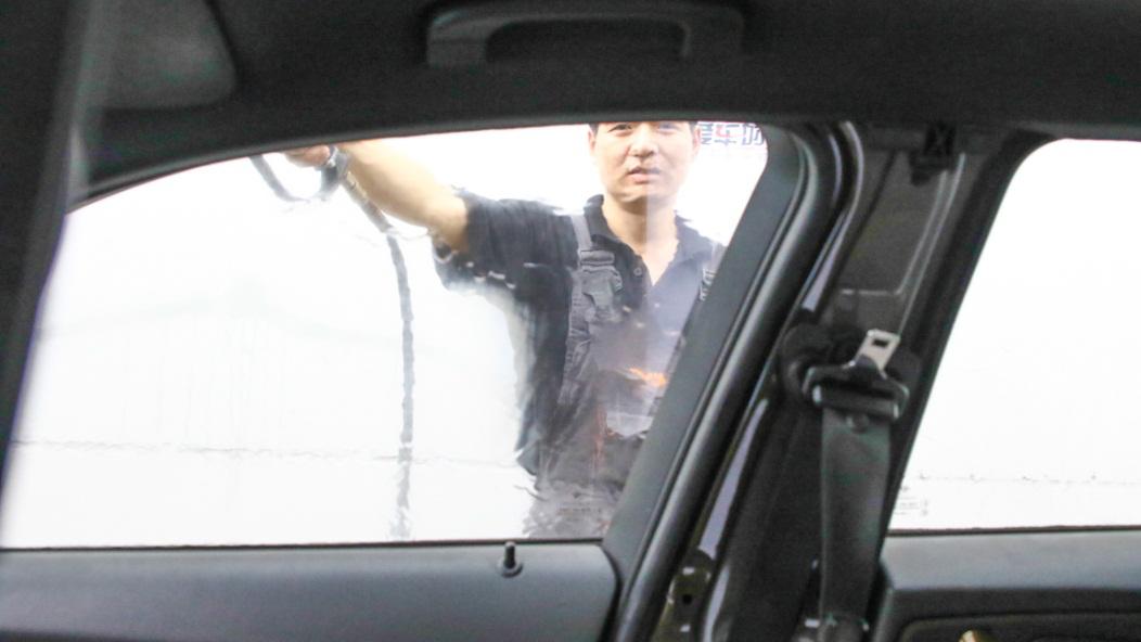 车子水箱漏水怎么修,车子漏水咋办啊