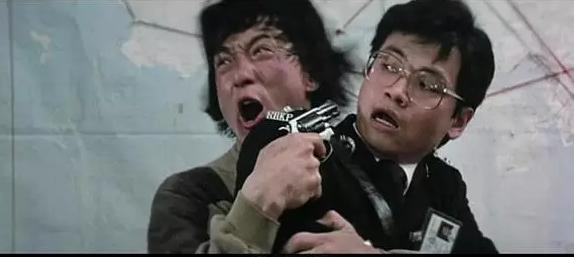 警匪较量周星驰,周星驰电影里的香港警匪片