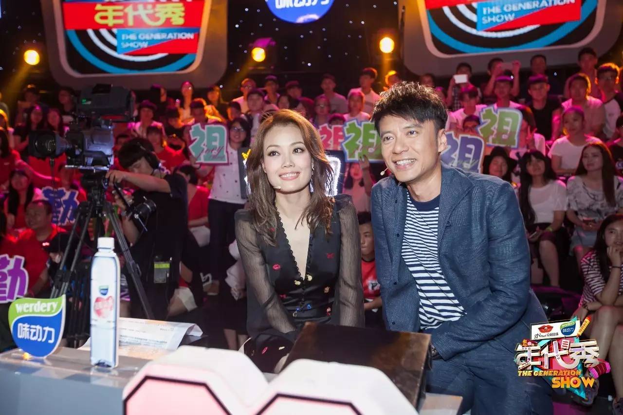 年代秀最感动的歌曲,年代秀感动到哭的视频