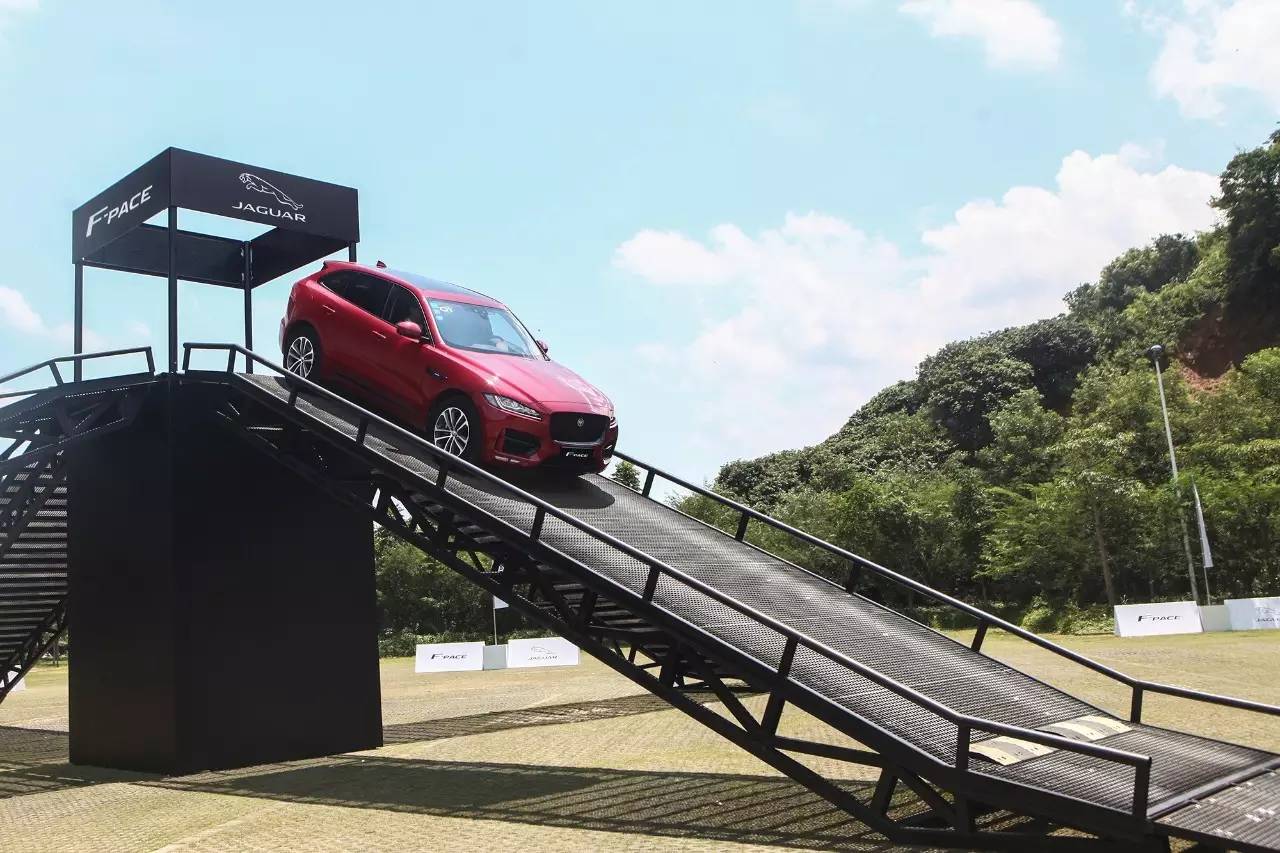 试驾捷豹f-pace最新款,新款捷豹f-pace试驾评测