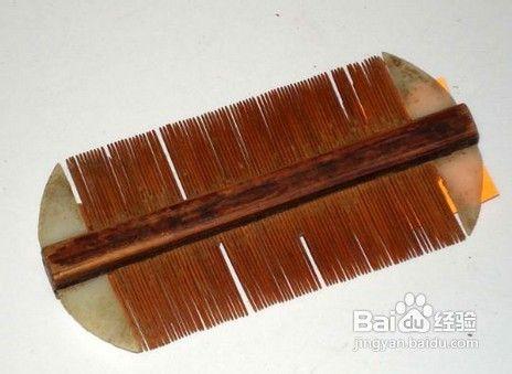 头上长虱子了，那可不是闹着玩的