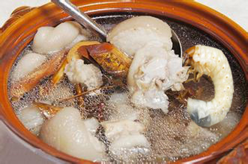 “嚼蛆”一语的由来，原来古人真好这一口，但吃法很特别