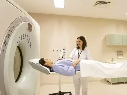 大妈暴瘦56斤变成辣妈,产后如何从大妈变回辣妈