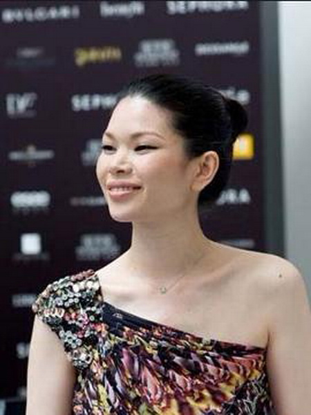 世界顶级名模和范冰冰,她是世界级模特90多岁依然优雅