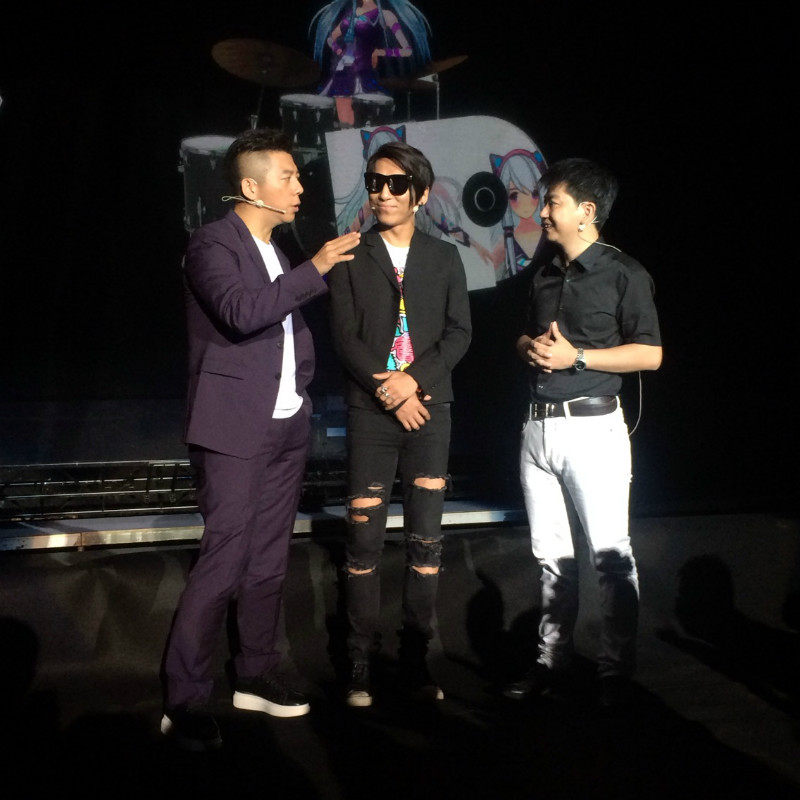 初音未来智能机器人,全息成像初音未来