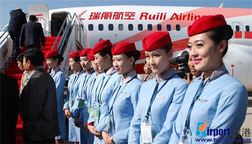 2018乘务员,2019航空公司乘务员年终奖排名