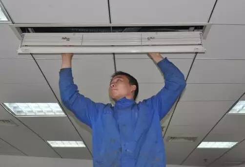 帮忙清洗空调哪家更专业,免费帮你洗空调有什么套路