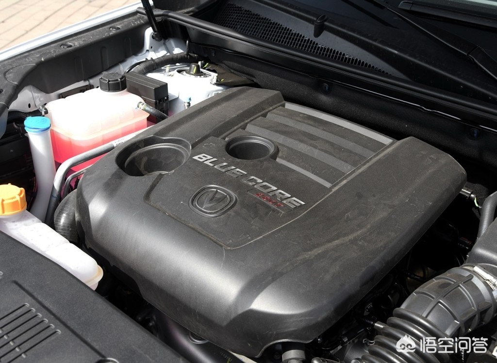 长安cs75车评发动机,长安cs751.5t自动挡详细评测