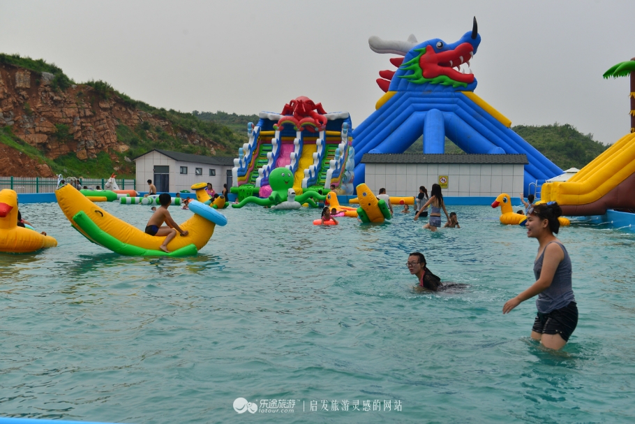 红石沟油菜花,红石沟秋景