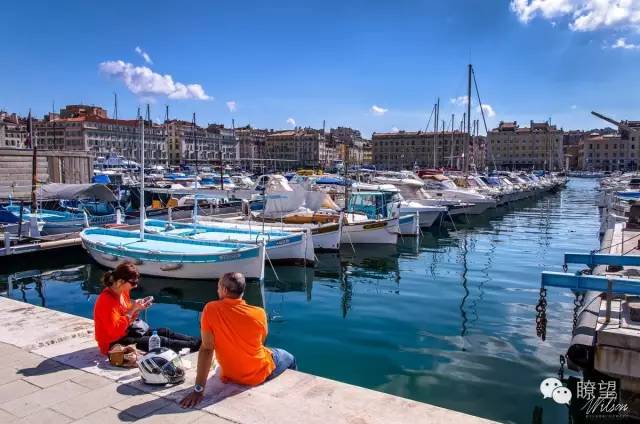 像c罗梅西一样踢球,像c罗一样的球星