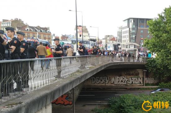 世界冠军对决！nubiaZ11实拍法兰西球场