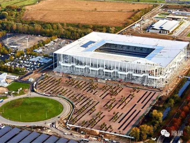 像c罗梅西一样踢球,像c罗一样的球星