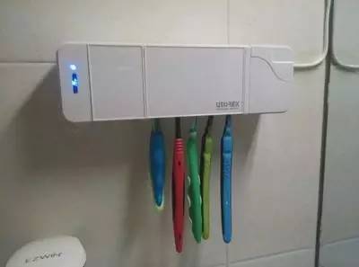 没用过的牙刷应该放哪里,牙刷要怎么放才是正确的