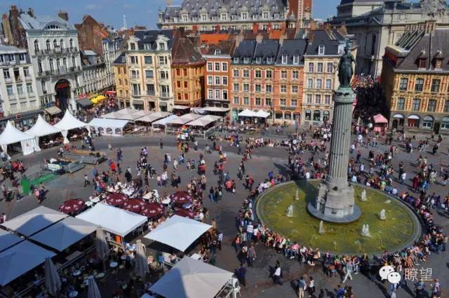 像c罗梅西一样踢球,像c罗一样的球星