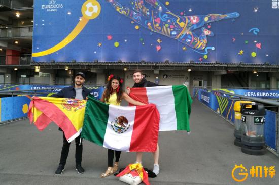 世界冠军对决！nubiaZ11实拍法兰西球场