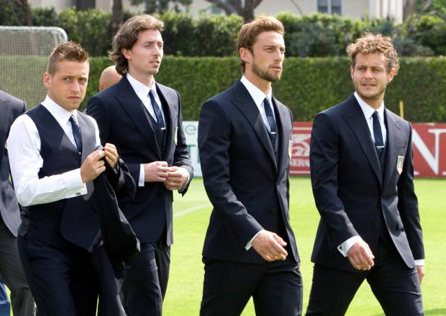 完胜!布冯领军呆梨复仇斗牛士