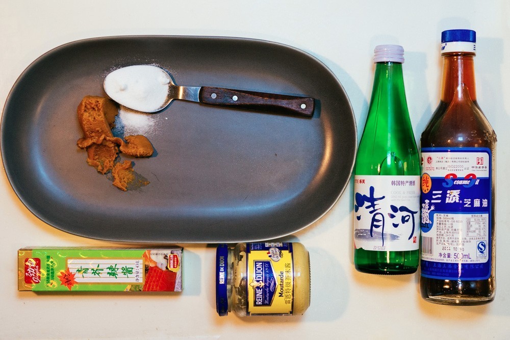 芝麻酱拌牛肉卷,黑胡椒酱汁牛肉卷的做法