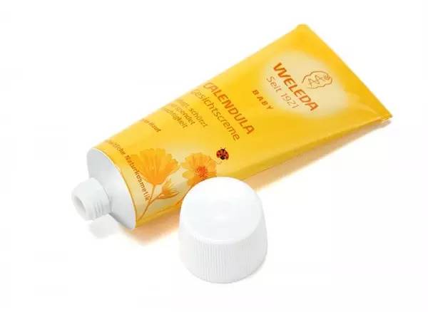 宝宝护肤的正确方法,宝宝护肤防过敏