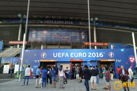 世界冠军对决！nubiaZ11实拍法兰西球场