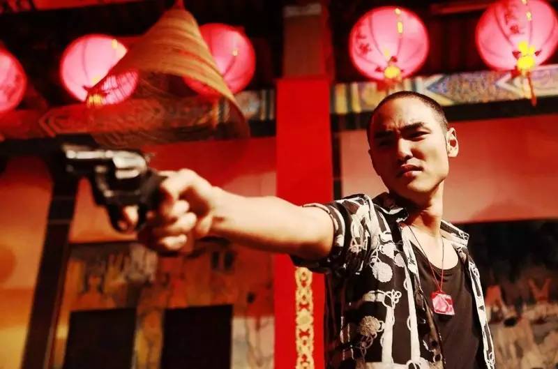 江南BoyNam|在伦敦把阮经天扒个精光原来30+熟男要保持幼稚才可爱