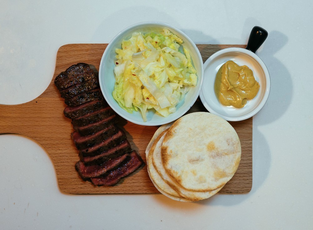 芝麻酱拌牛肉卷,黑胡椒酱汁牛肉卷的做法