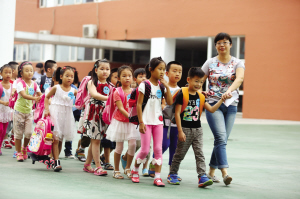 对付熊孩子的老师怎么办,遇到熊孩子骂自己怎么治最解气