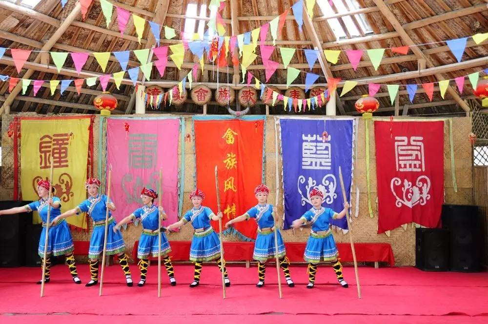 大写的赞!河源这个少数民族特色的景区被评为国家3*级A**