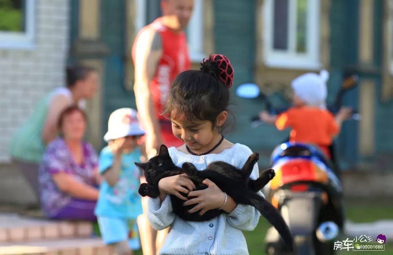 房车小公主环球旅行日记,房车小公主的环球旅行