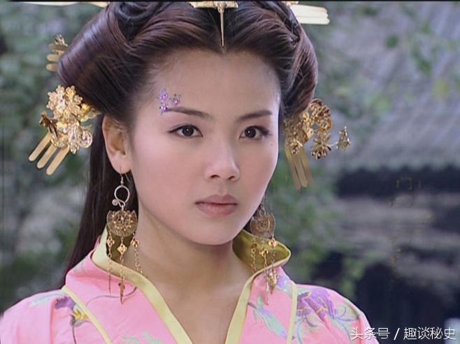 “十四万人齐解甲,宁无一个是男儿”,说的是哪个历史事件?