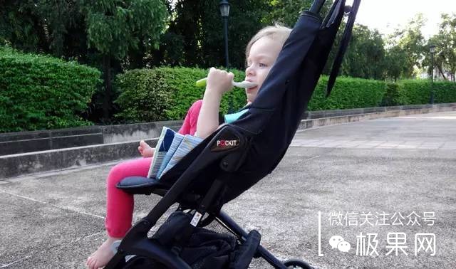 可登机折叠婴儿车,出行带娃必备便携可折叠婴儿车